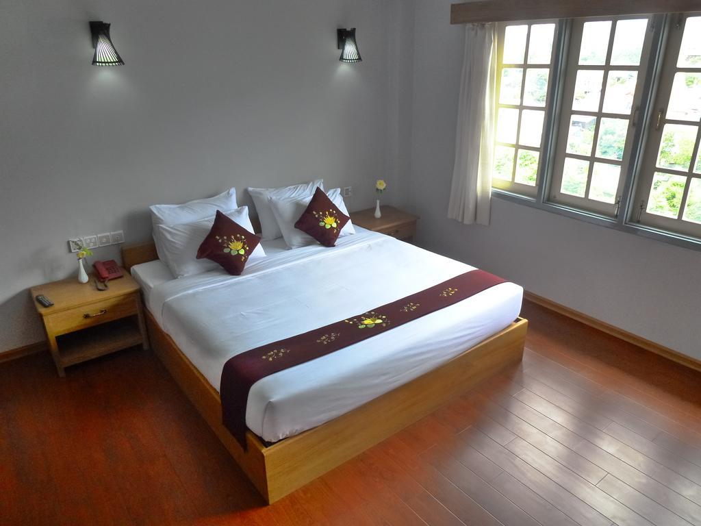 Golden Lotus Inle Hotel Nyaung Shwe Exterior foto